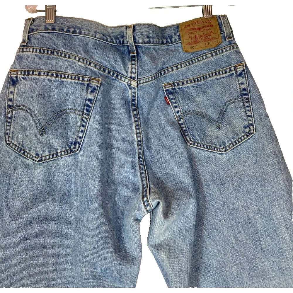 Levi 505 Jeans‎ Blue Denim Mens 36x34  Regular Straight Fit Medium Wash